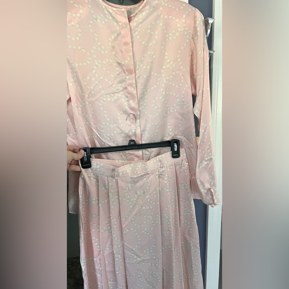 Vintage NEW!! Evan Picone pink blouse and skirt set women’s 6/8